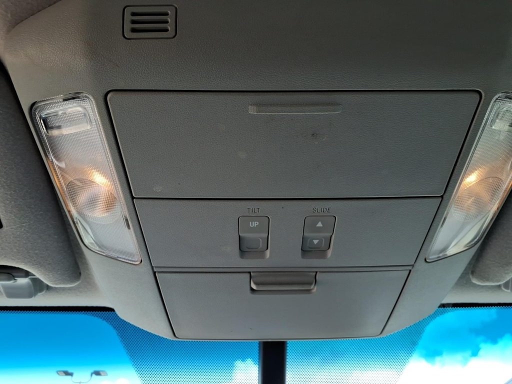 Thumbnail: 2013 Toyota Tundra - 25