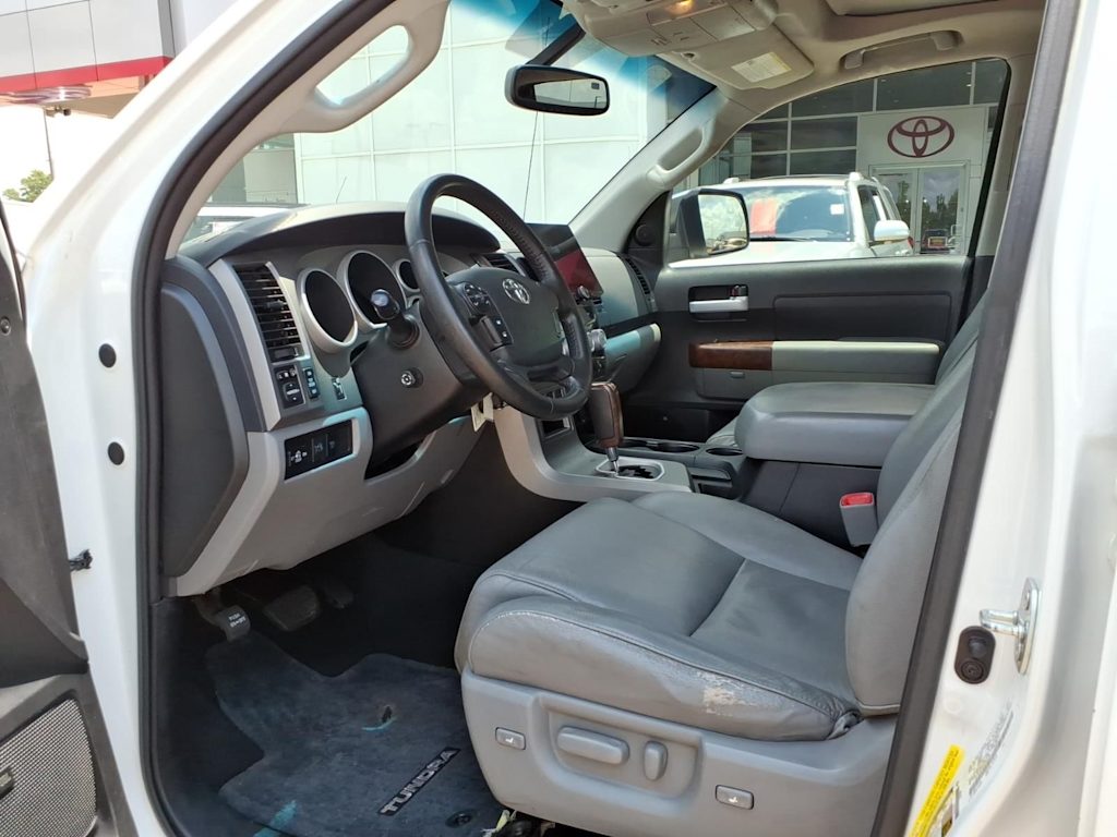 Thumbnail: 2013 Toyota Tundra - 27