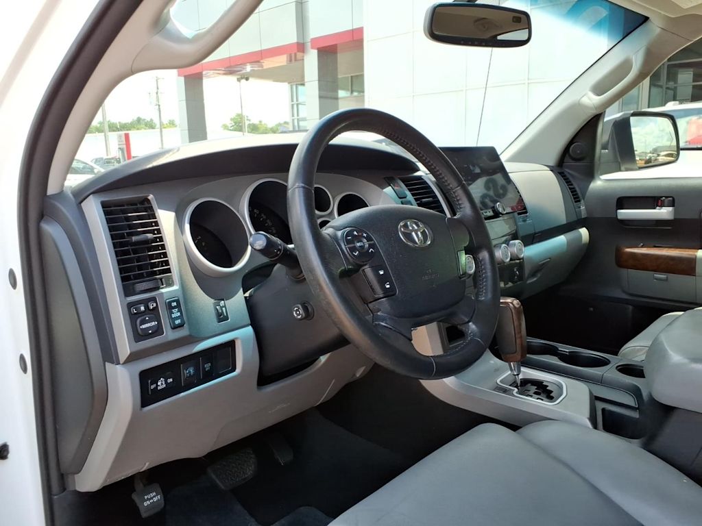 Thumbnail: 2013 Toyota Tundra - 6