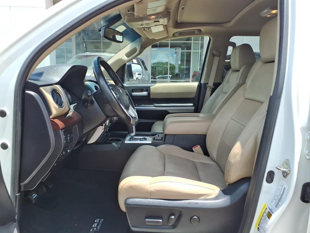 Thumbnail: 2016 Toyota Tundra - 7