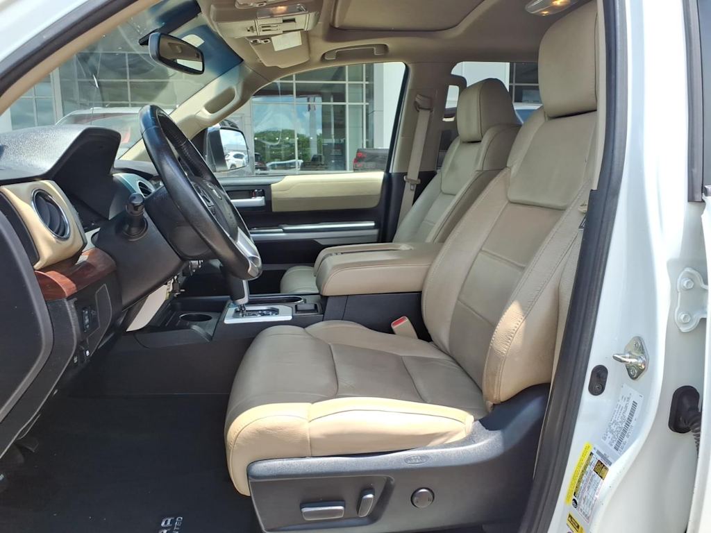 Thumbnail: 2016 Toyota Tundra - 8