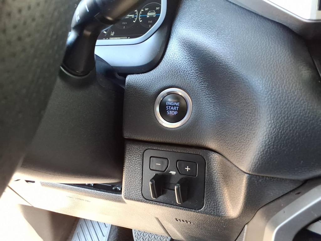 Thumbnail: 2024 Toyota Tundra - 14