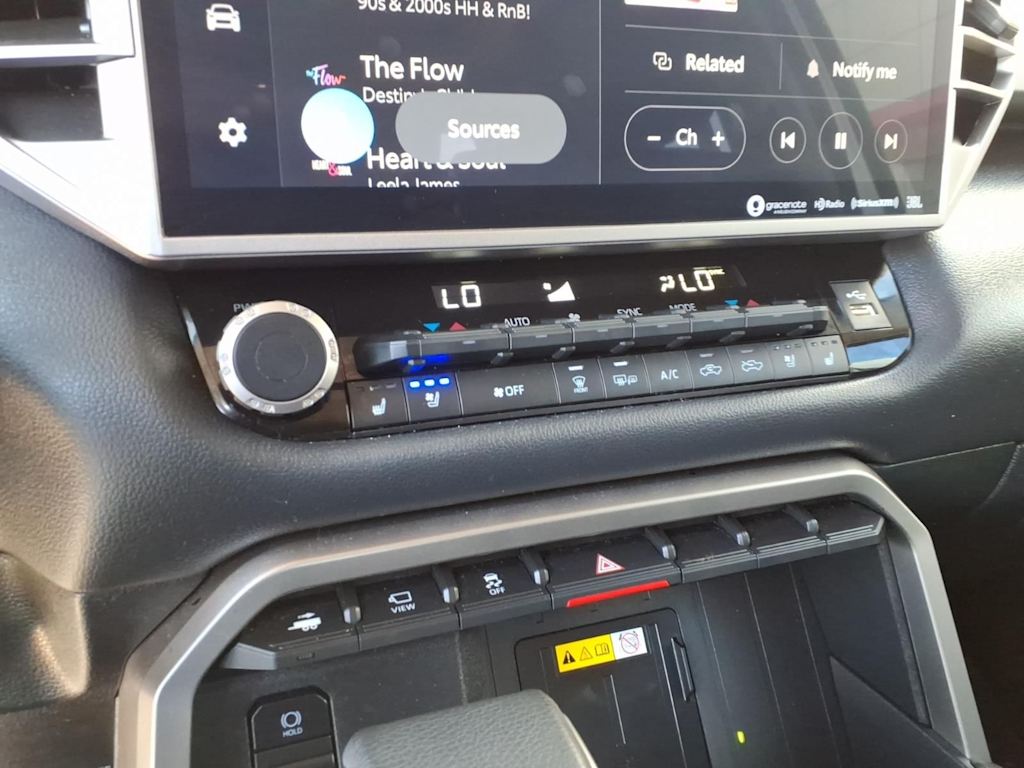 Thumbnail: 2024 Toyota Tundra - 25