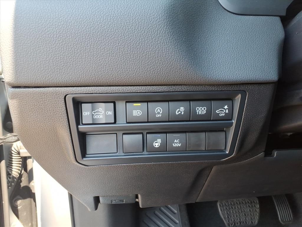 Thumbnail: 2026 Toyota Tundra - 22