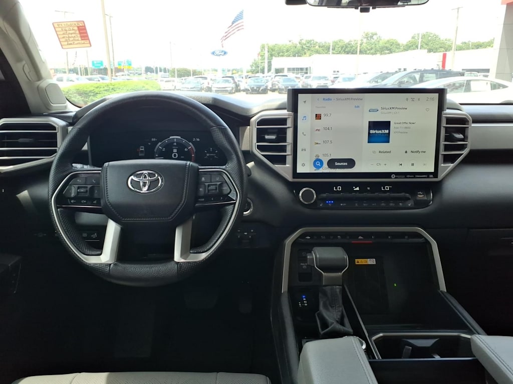 Thumbnail: 2024 Toyota Tundra - 2