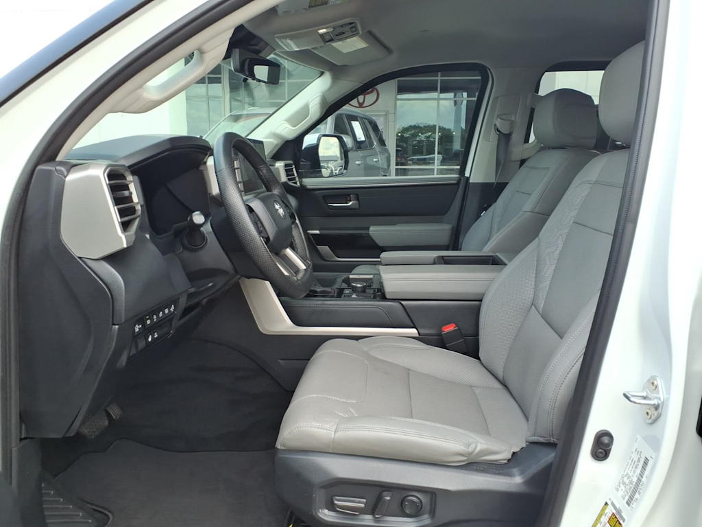Thumbnail: 2024 Toyota Tundra - 7