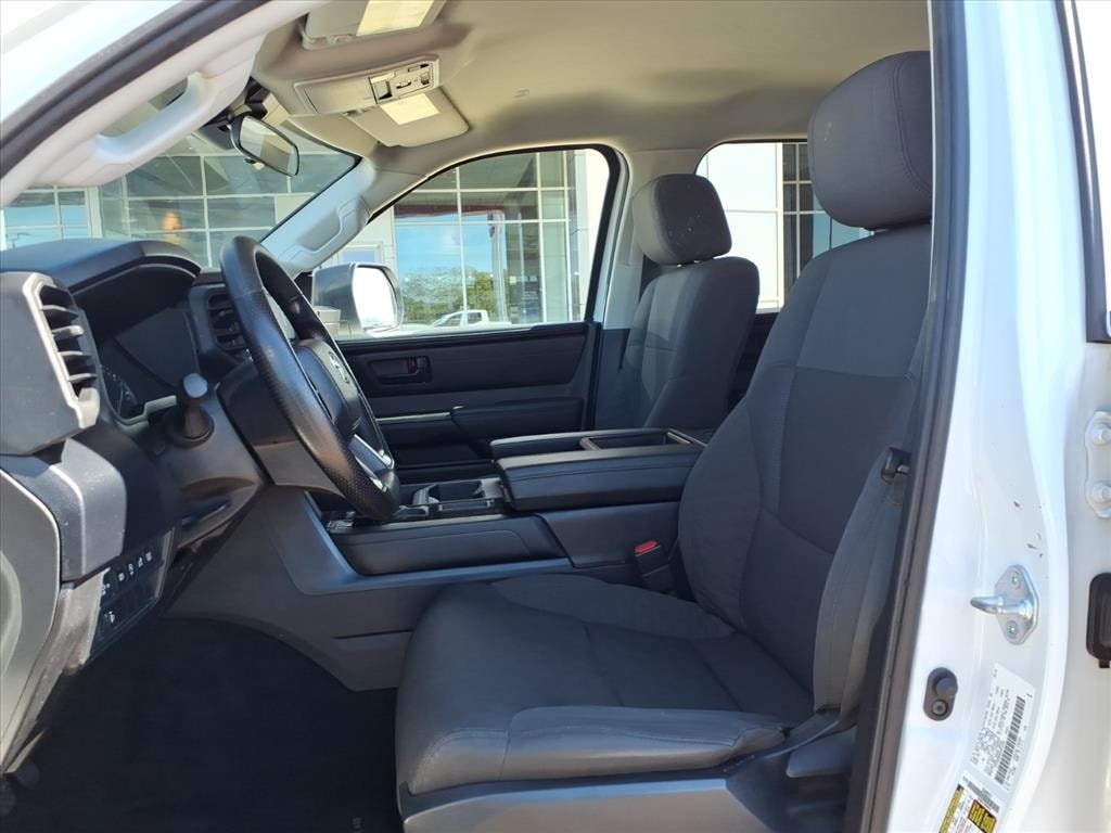 Thumbnail: 2024 Toyota Tundra - 8