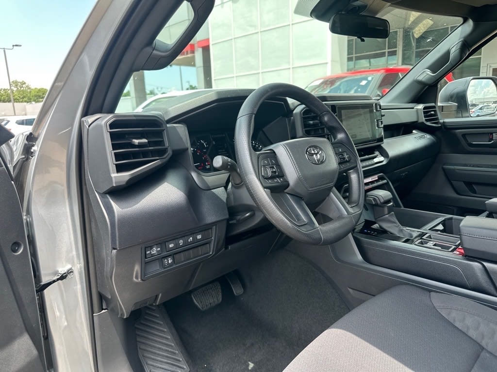 2025 Toyota Tundra SR 6