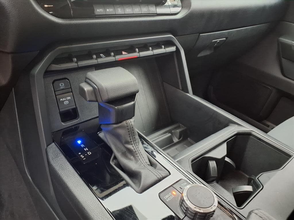 Thumbnail: 2024 Toyota Tundra - 22