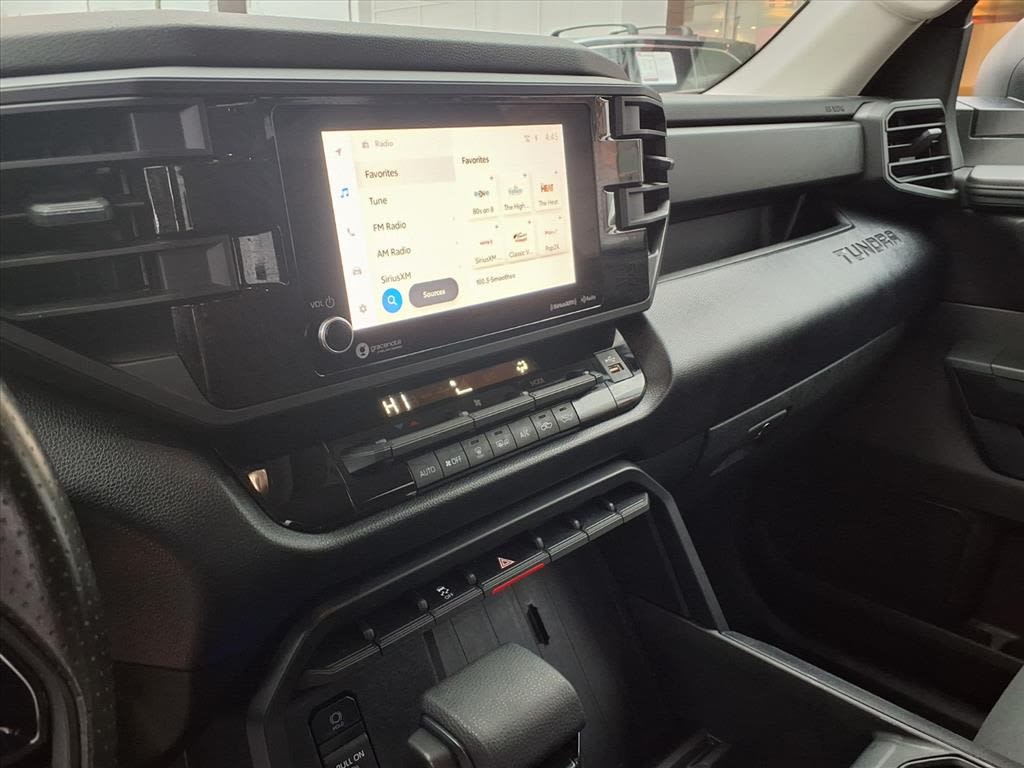 Thumbnail: 2024 Toyota Tundra - 11