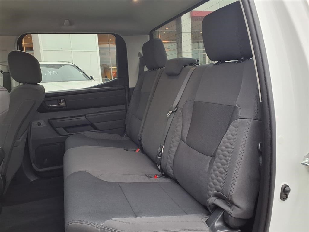 Thumbnail: 2024 Toyota Tundra - 9