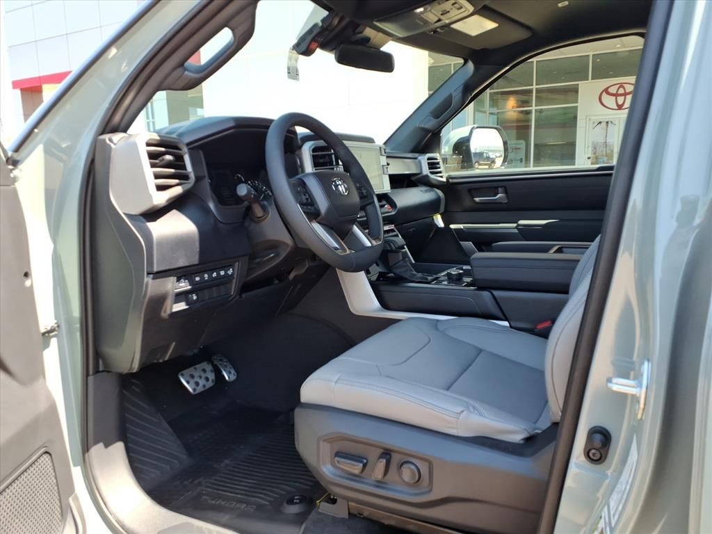 Thumbnail: 2026 Toyota Tundra - 27