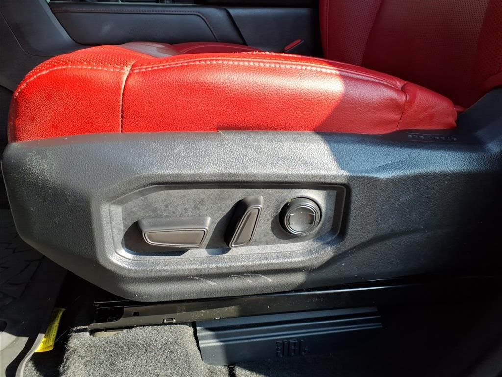 Thumbnail: 2023 Toyota Tundra - 18