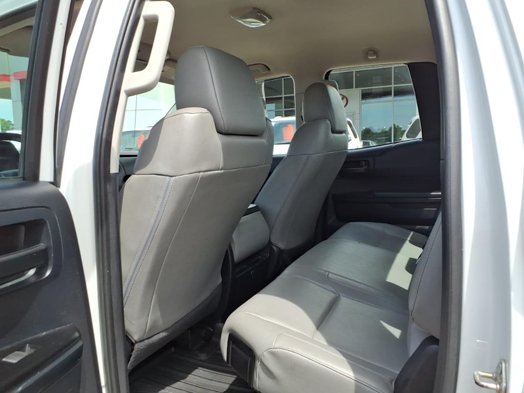 Thumbnail: 2016 Toyota Tundra - 30