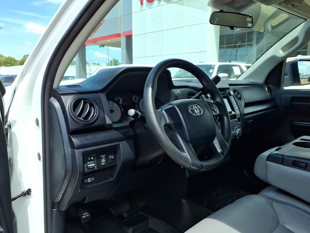 Thumbnail: 2016 Toyota Tundra - 6
