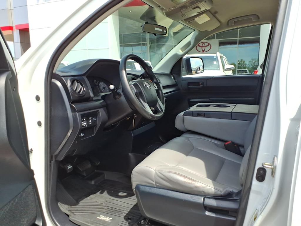 Thumbnail: 2016 Toyota Tundra - 10