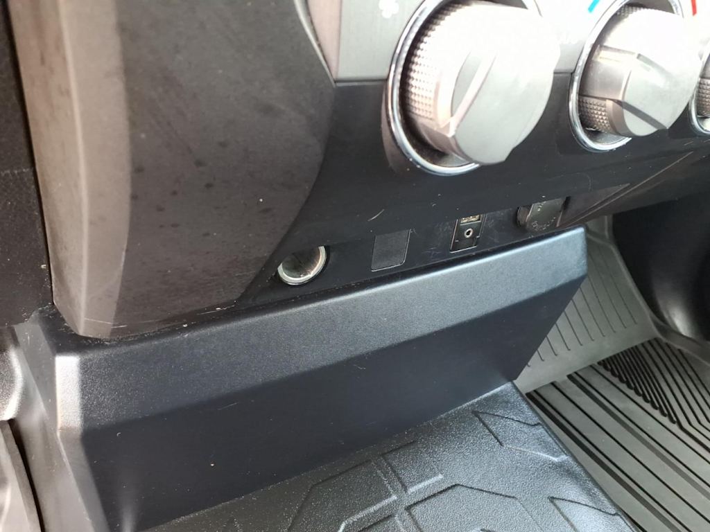 Thumbnail: 2016 Toyota Tundra - 24