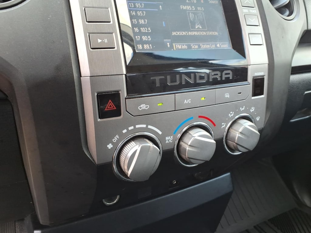 Thumbnail: 2016 Toyota Tundra - 23