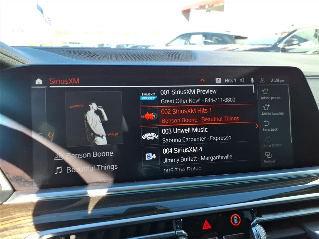 Thumbnail: 2023 BMW X5 - 10