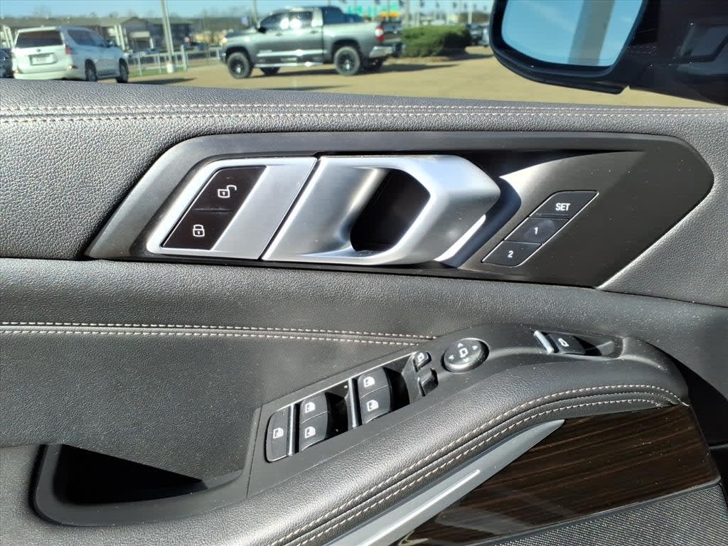 Thumbnail: 2023 BMW X5 - 18