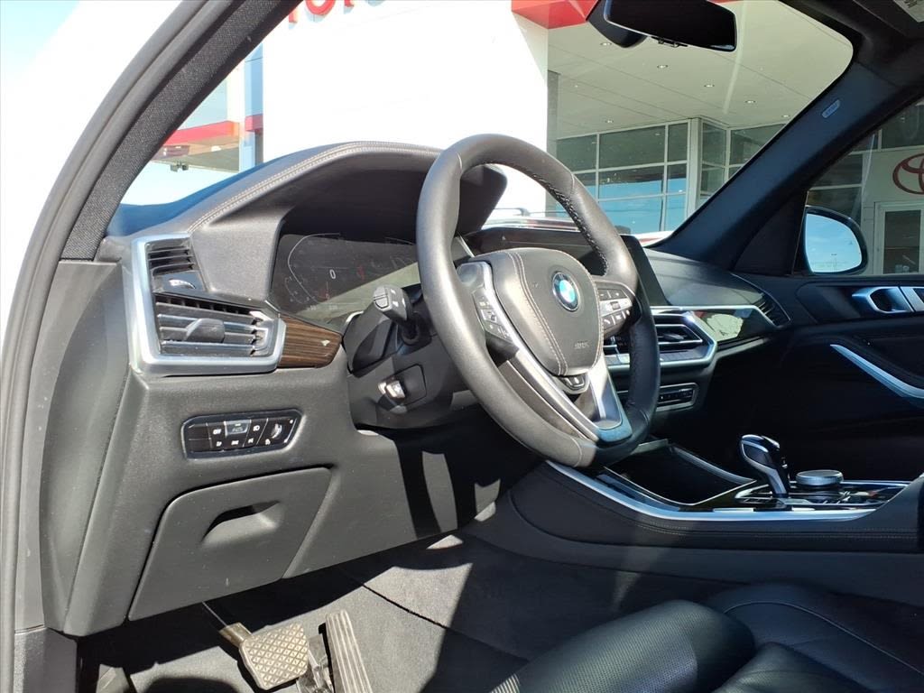 Thumbnail: 2023 BMW X5 - 6