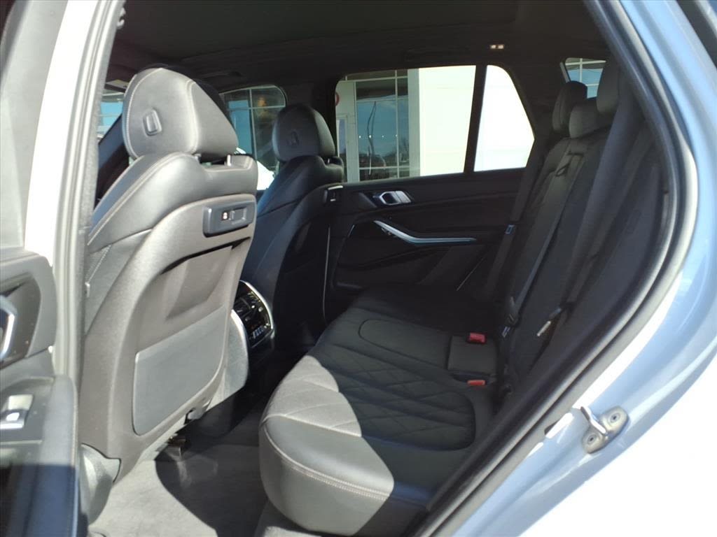 Thumbnail: 2023 BMW X5 - 9