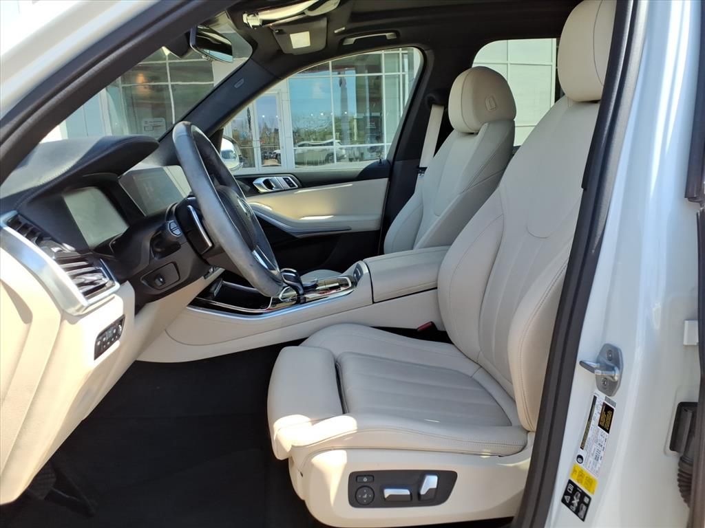 Thumbnail: 2020 BMW X5 - 8