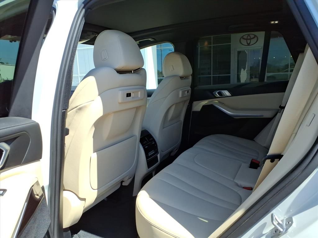 Thumbnail: 2020 BMW X5 - 29