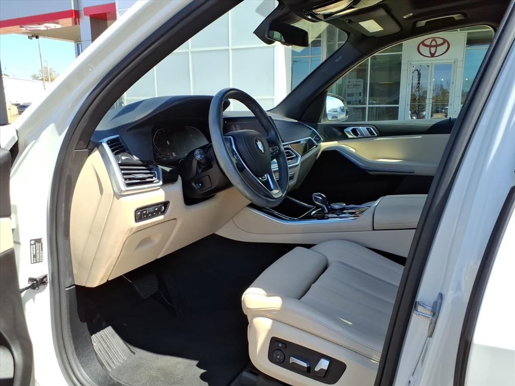 Thumbnail: 2020 BMW X5 - 27