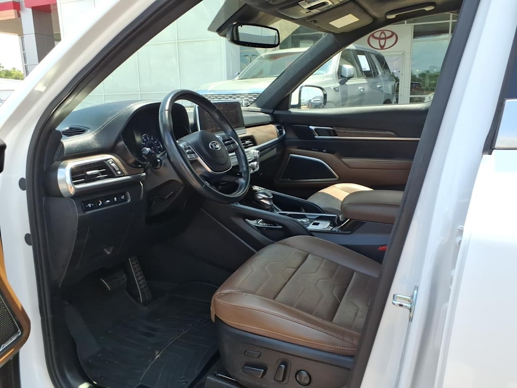 Thumbnail: 2021 Kia Telluride - 28