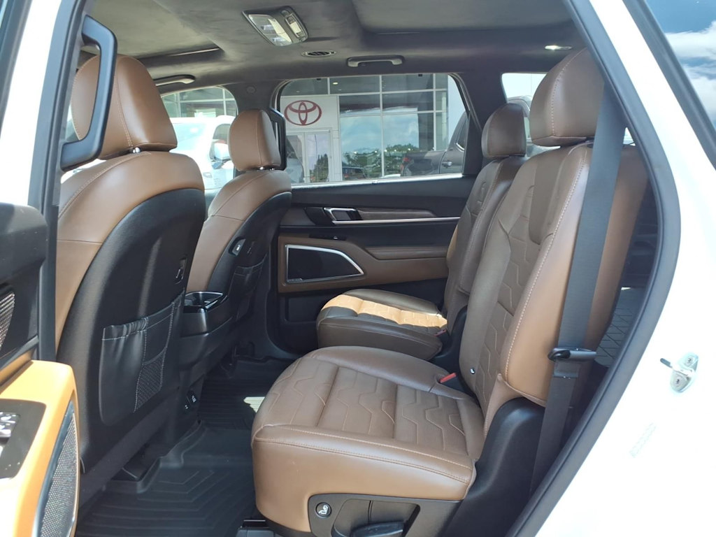 Thumbnail: 2021 Kia Telluride - 10