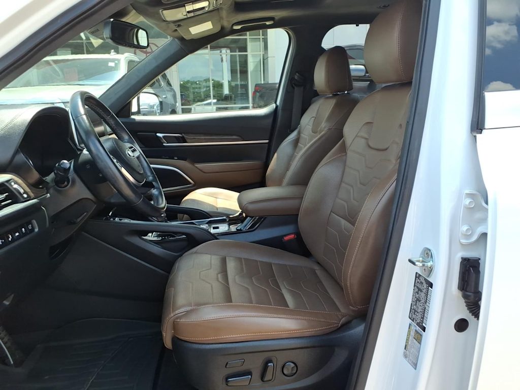 Thumbnail: 2021 Kia Telluride - 9