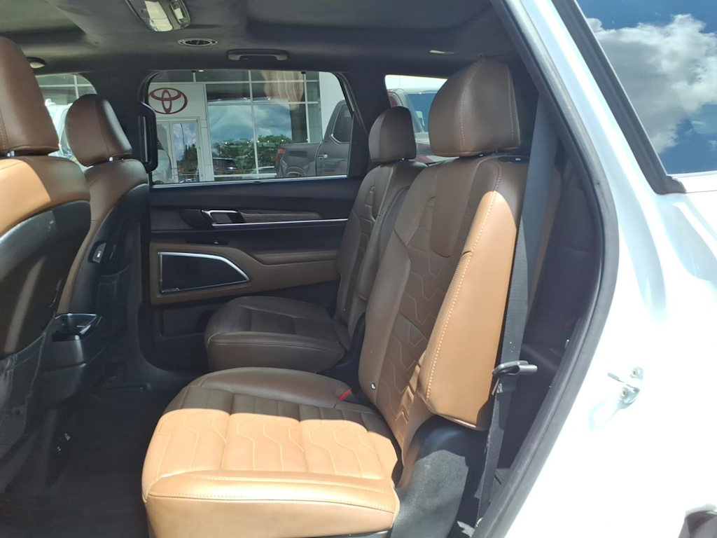 Thumbnail: 2020 Kia Telluride - 29