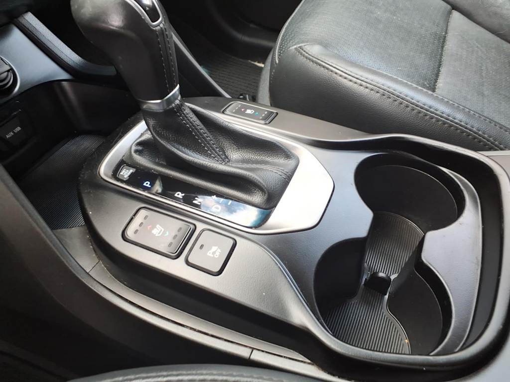 Thumbnail: 2015 Hyundai Santa Fe - 11