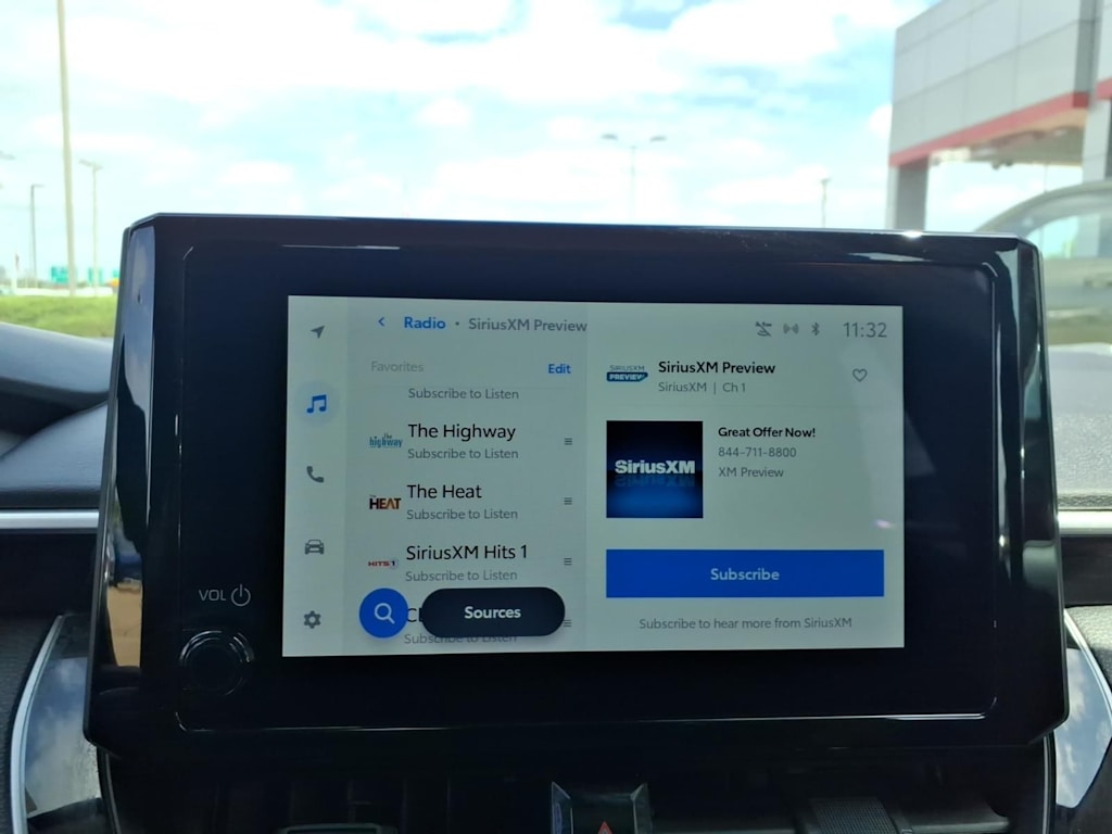 Thumbnail: 2024 Toyota Corolla - 11