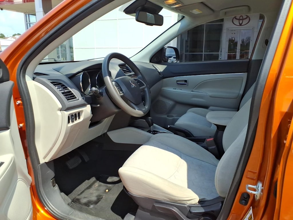 Thumbnail: 2021 Mitsubishi Outlander Sport - 28