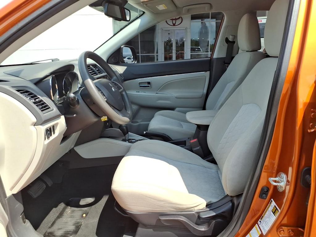 Thumbnail: 2021 Mitsubishi Outlander Sport - 7