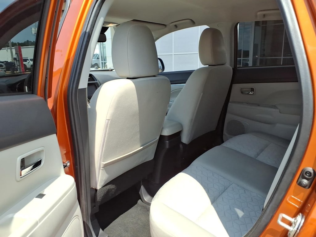 Thumbnail: 2021 Mitsubishi Outlander Sport - 30