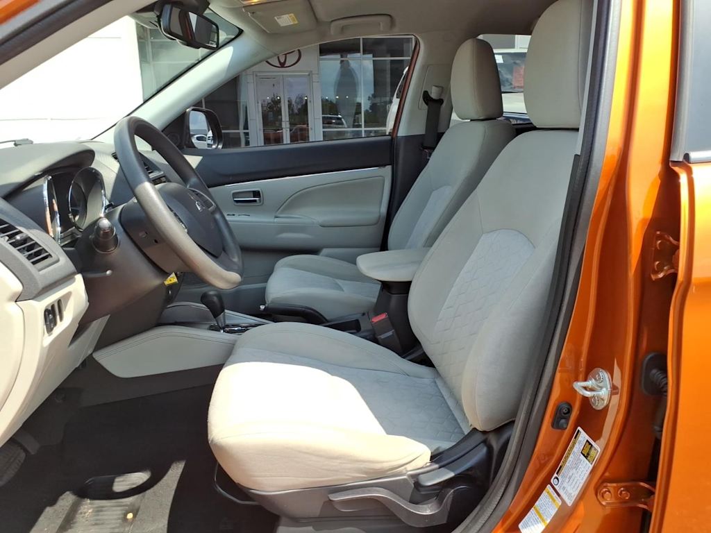 Thumbnail: 2021 Mitsubishi Outlander Sport - 8