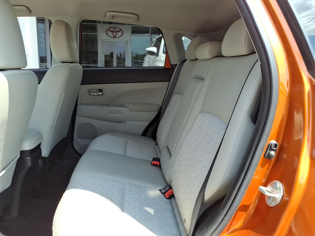 Thumbnail: 2021 Mitsubishi Outlander Sport - 29