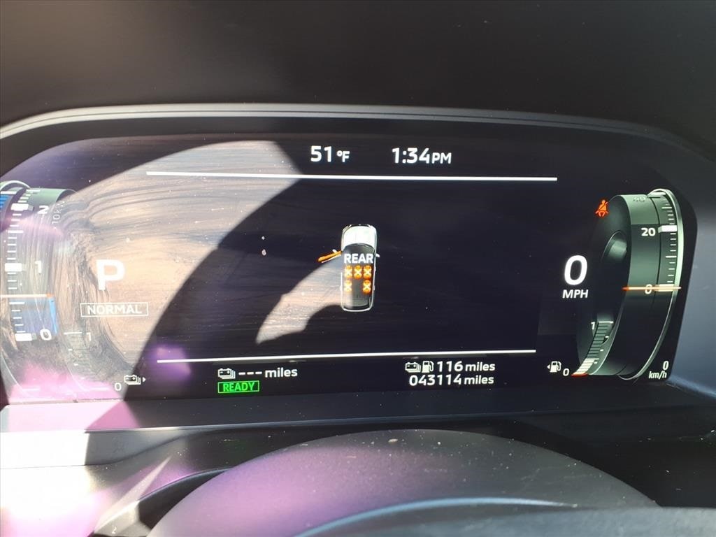 Thumbnail: 2023 Mitsubishi Outlander - 13