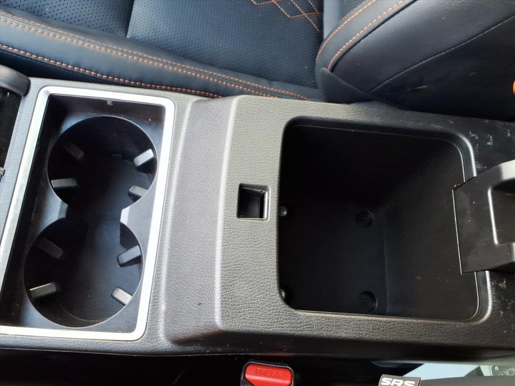 Thumbnail: 2023 Mitsubishi Outlander - 27