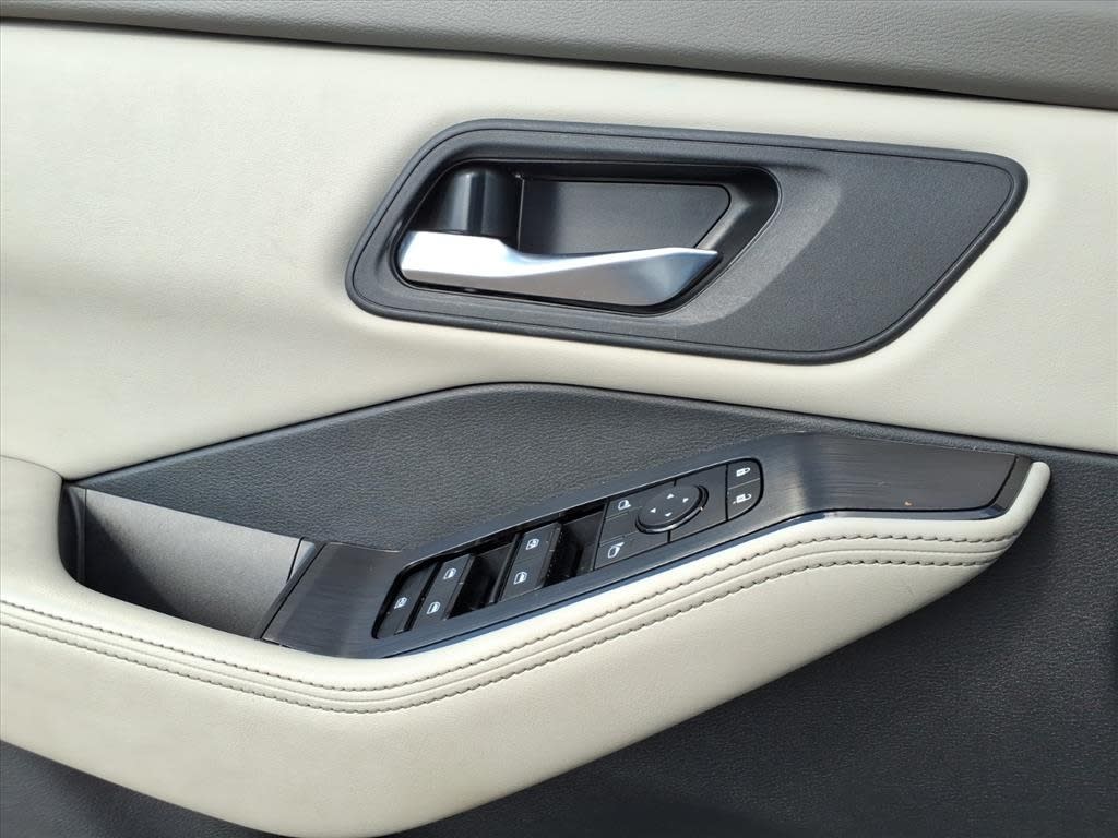 Thumbnail: 2024 Nissan Rogue - 19