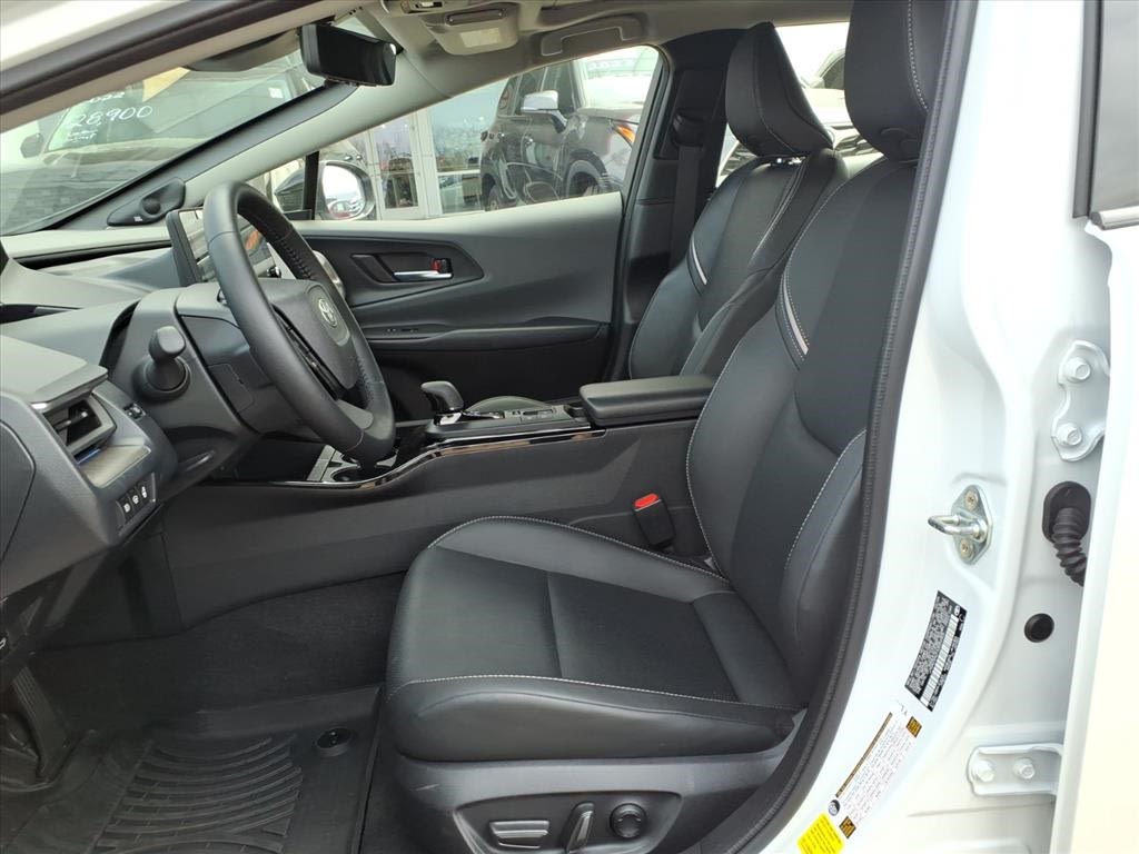 Thumbnail: 2025 Toyota Prius - 8