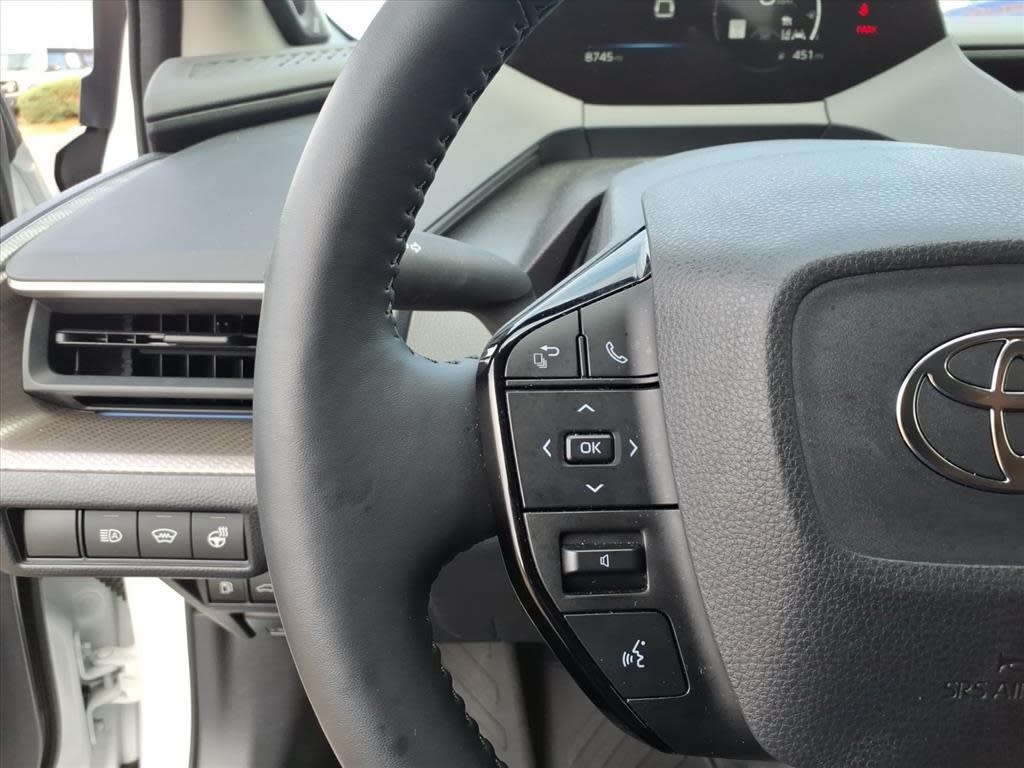 Thumbnail: 2025 Toyota Prius - 22