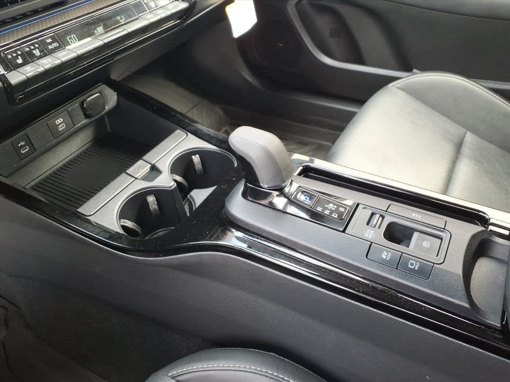 Thumbnail: 2025 Toyota Prius - 26