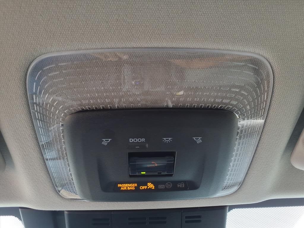 Thumbnail: 2025 Toyota Prius - 28