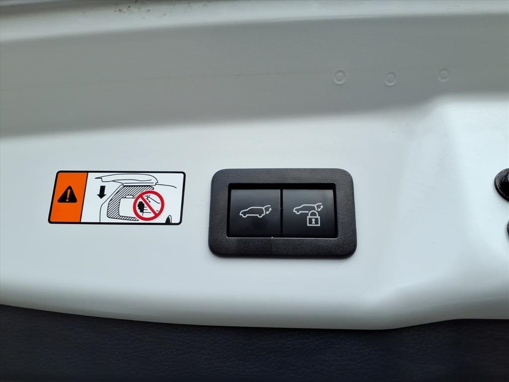 Thumbnail: 2025 Toyota Prius - 18