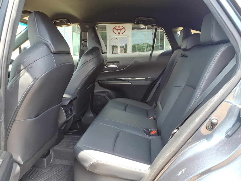 Thumbnail: 2023 Toyota Venza - 9