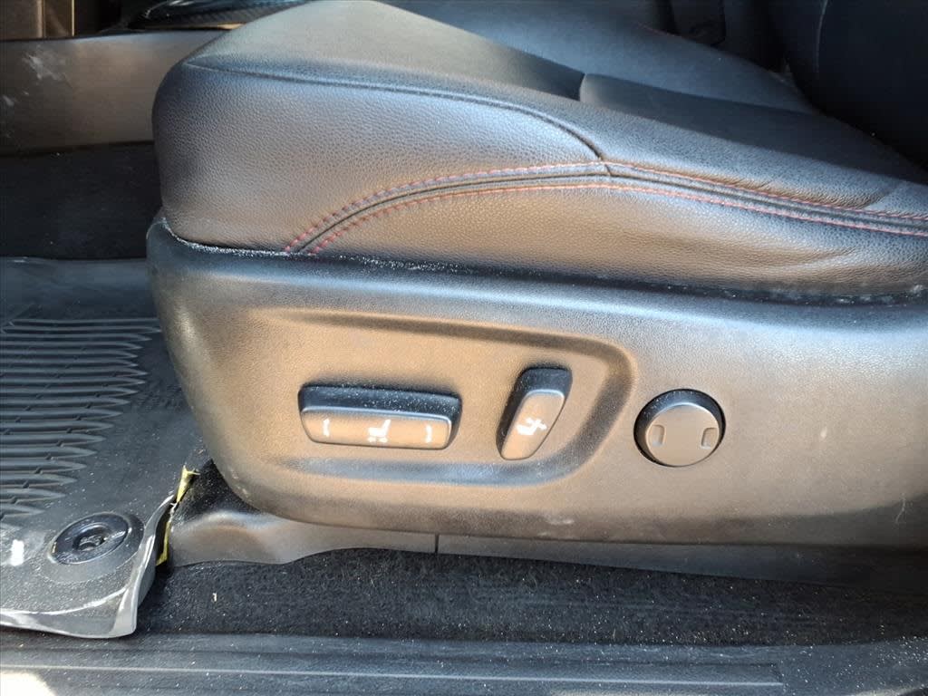 Thumbnail: 2018 Toyota 4Runner - 19